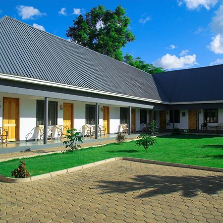 Hakuna Woga Inn Arusha Exterior photo
